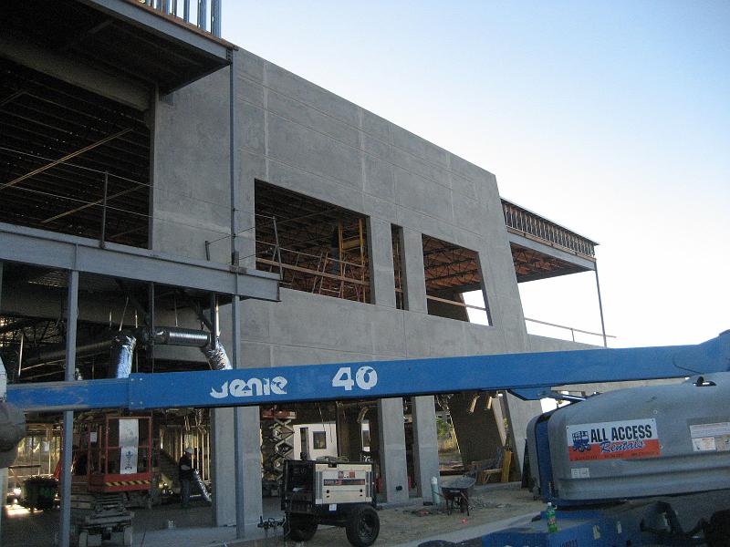 bressi_lot_15_10.jpg