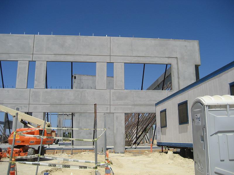 bressi_lot_15_36.jpg