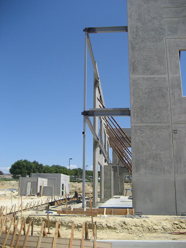 bressi_lot_15_42.jpg